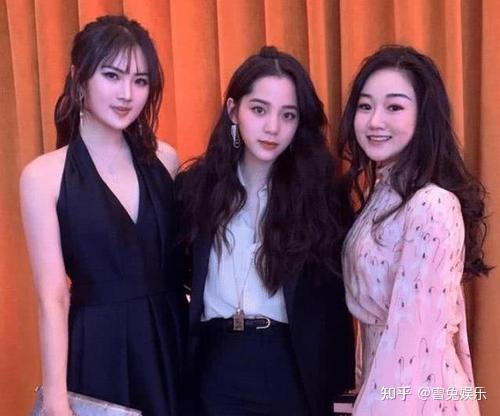 七姐吃瓜娱乐圈小说